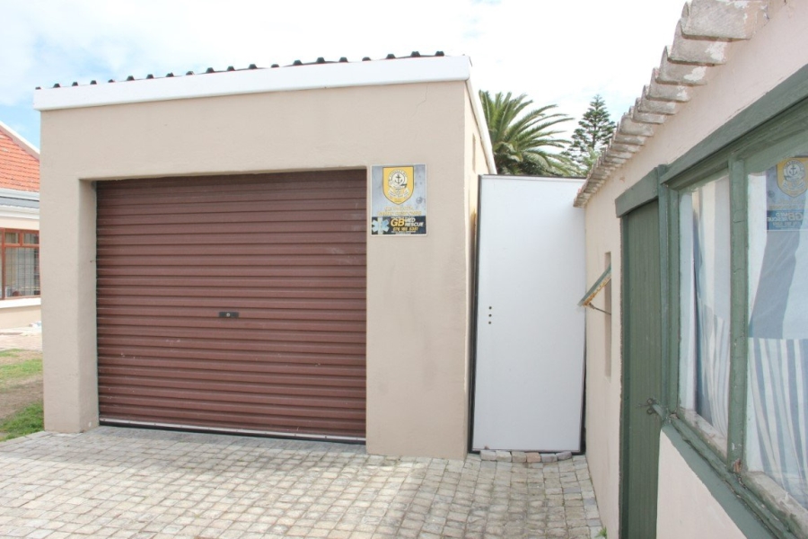 3 Bedroom Property for Sale in Strand Central Western Cape